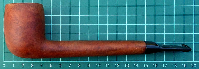 Lorenzo Canadian shape Spot-carved pipe